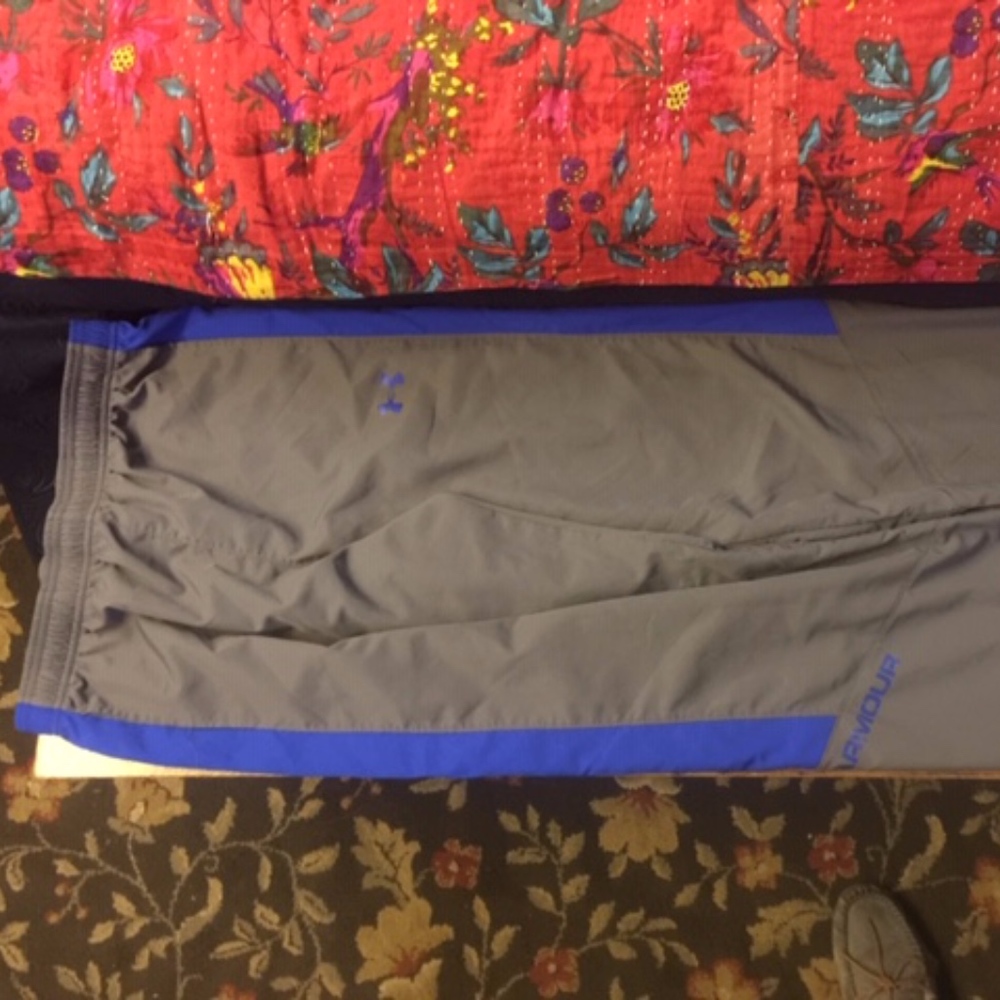 Youth Boys Under Armour sweats